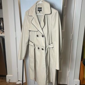 Women’s Express Beige trench-coat with black piping size Medium
